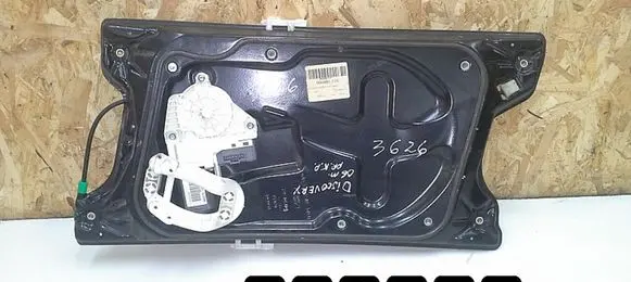 Land Rover Discovery 3 - LR3 Front door window regulator with motor cuh500111