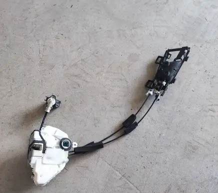 Honda Accord Front door lock