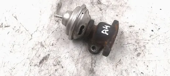 Audi A4 S4 B5 8D EGR valve 96T311