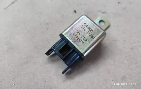 Volvo S40, V40 Other relay G4L1125T