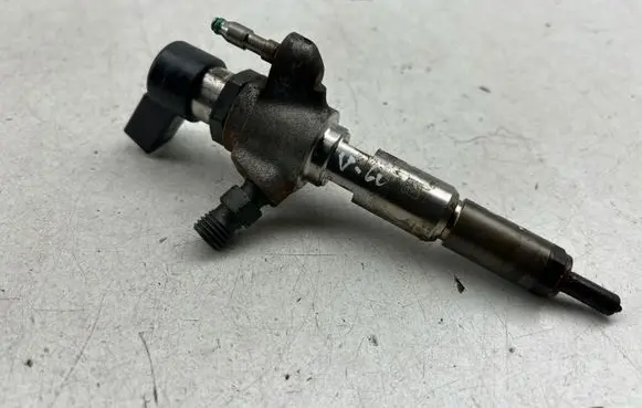 Fuel injector