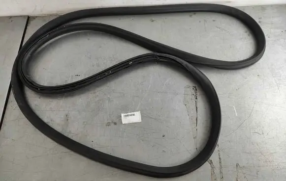 Tesla Model S Trunk rubber seal (body) 600958200D