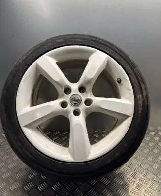 Nissan 350Z R18 alloy rim CF010