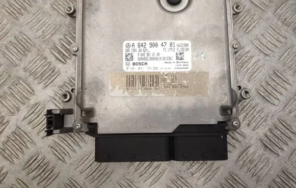 Mercedes-Benz GLE (W166 - C292) Engine control unit/module A6429004701 A6429012100 0281031184