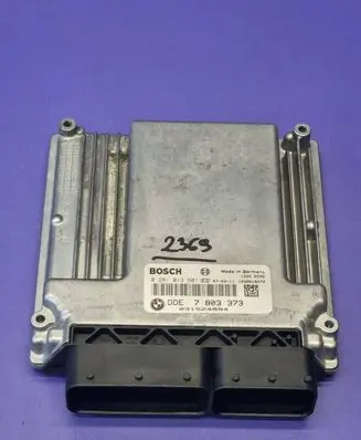 BMW 5 E60 E61 Engine control unit/module 7803373 0281013501