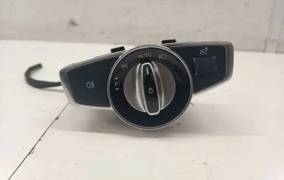 Mercedes-Benz E AMG W213 Light switch A2229055508