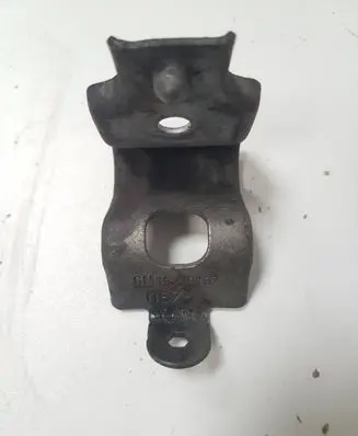 Opel Insignia A Radiator mount bracket 13239137 T575