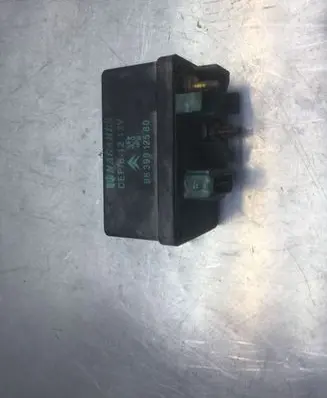 Citroen C8 Glow plug pre-heat relay 9639912580