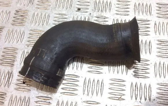 Audi A4 S4 B7 8E 8H Intercooler hose/pipe 8E0145837G