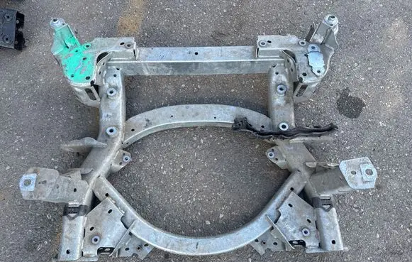 BMW i4 Front subframe 7915428