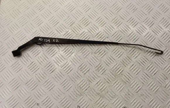 Toyota Avensis T250 Front wiper blade arm 8522105070