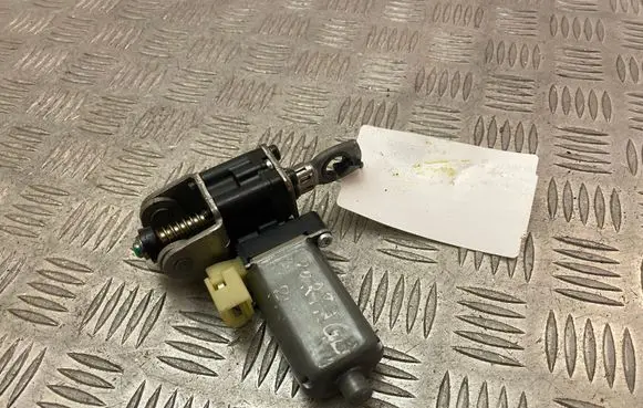 KIA Sportage Seat adjustment motor 88583F2000