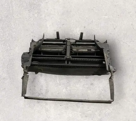 BMW X3 E83 Front grill 3415851 22793115
