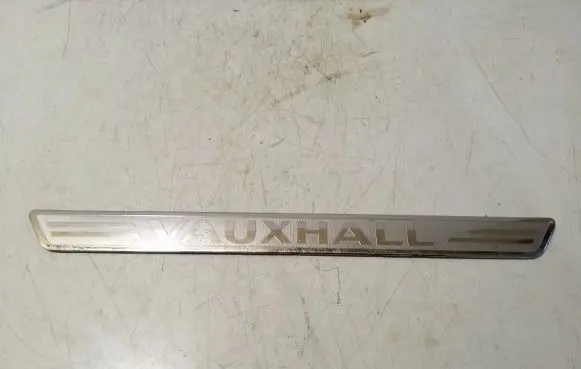 Opel Zafira C Front sill trim cover