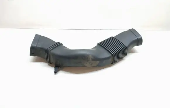 BMW 5 F10 F11 Air intake duct part 8513454