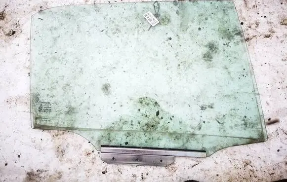 Rear door window glass