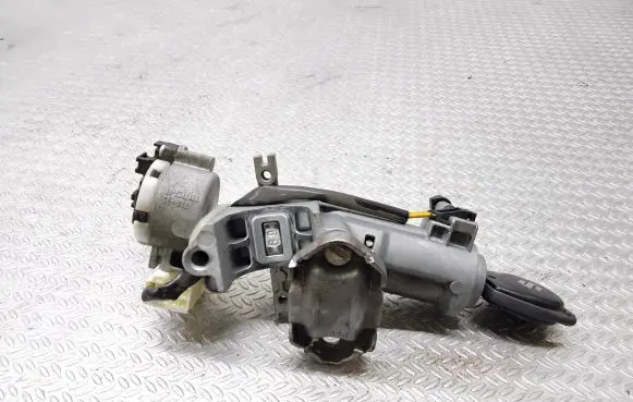 Suzuki Grand Vitara II Ignition lock SLS18