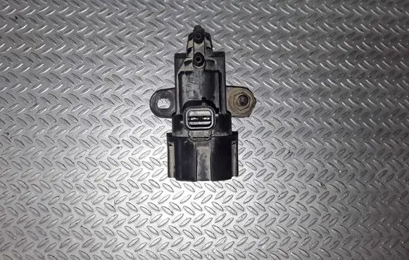 Vacuum valve