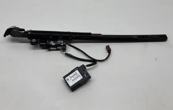 BMW 3 E92 E93 Seat belt adjustment motor 913504102
