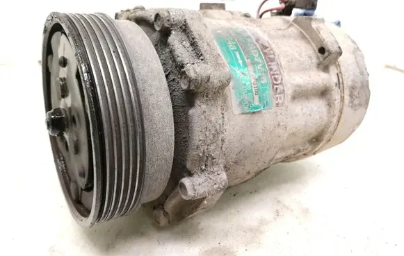 Seat Ibiza II (6k) Air conditioning (A/C) compressor (pump) 1H0820803D