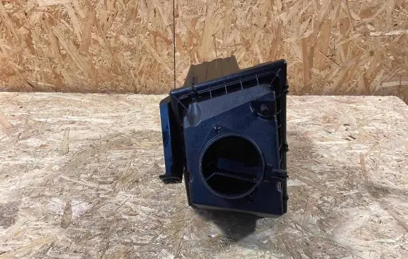 Land Rover Discovery Sport Air filter LR071943 Gj329600ad Gj329a612ab