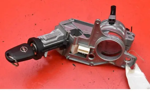 Opel Astra H Ignition lock 2421430