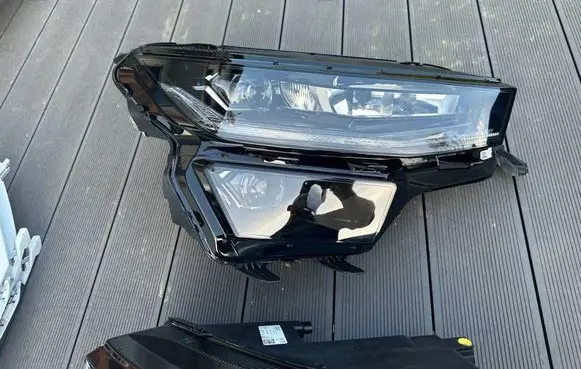 Skoda Kodiaq Headlight/headlamp 0022390106