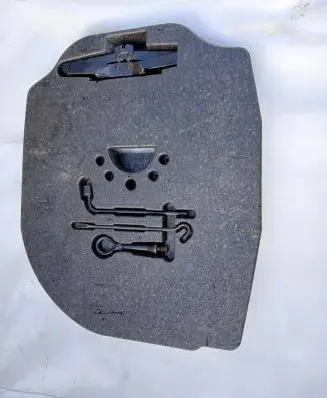 Nissan Primera Tool set 84975av760