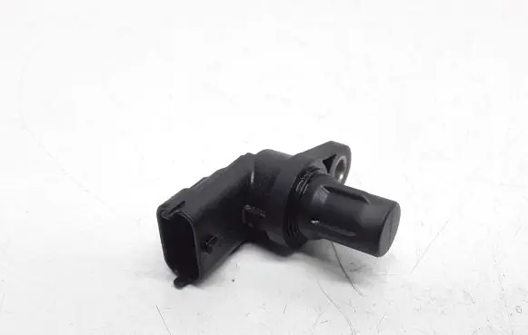 Volvo V60 Camshaft position sensor 8658726 0282103063