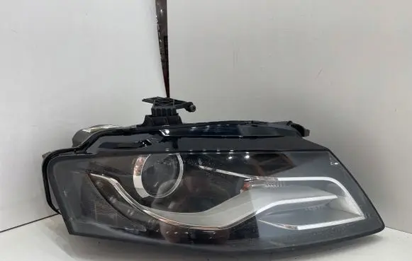 Audi A4 S4 B8 8K Headlight/headlamp 8K0941004C 0301240272