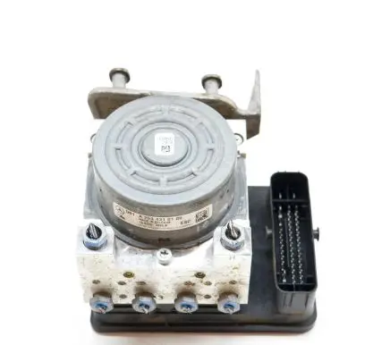 Mercedes-Benz C W205 ABS Pump A2539011400
