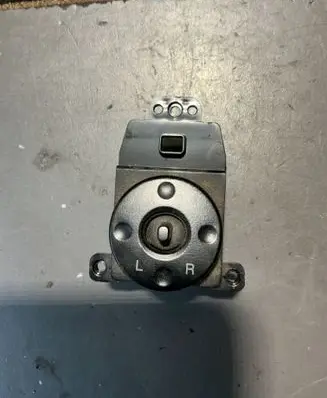 Hyundai Sonata Wing mirror switch 202005064