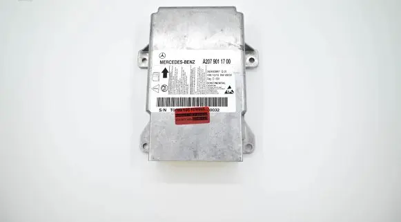 Mercedes-Benz C W204 Airbag control unit/module A2079011700 5WK43967