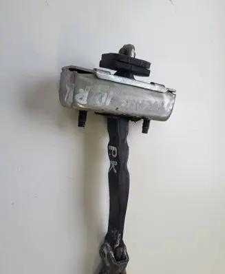 Toyota Avensis T270 Front door check strap stopper