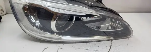 Volvo S60 Headlight/headlamp 90068996 05092021 S0204
