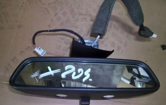 Mitsubishi Colt Rear view mirror (interior)