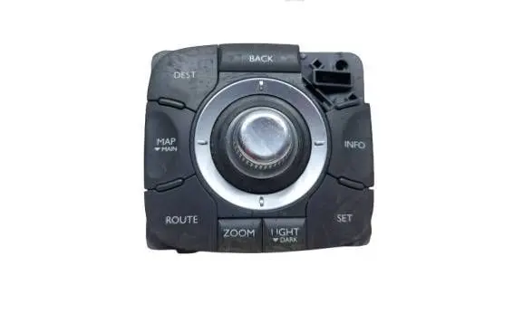 Multifunctional control switch/knob