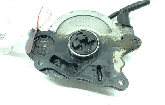 Seat Ibiza IV (6J,6P) Vacuum pump 03L145207