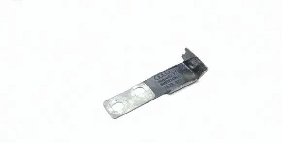 Audi A4 S4 B9 8W Fender mounting bracket 8W0821434B