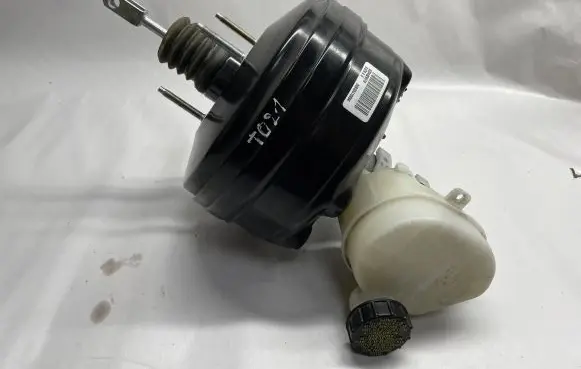 Ford Mustang VI Brake booster FR3C2B195FJ