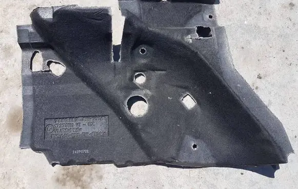BMW 5 E60 E61 Other trunk/boot trim element 7050383 17370111