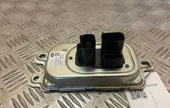 Land Rover Discovery 5 Power management control unit GX7314B526AC