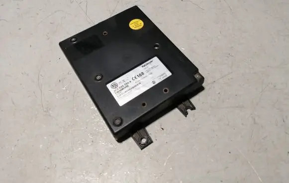 Volkswagen PASSAT B6 Bluetooth control unit module 3C0035730A