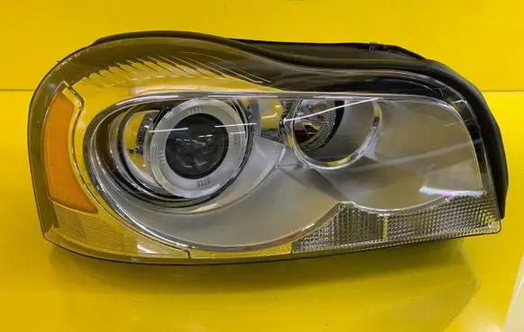 Volvo XC90 Headlight/headlamp 89904678