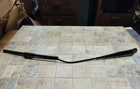 Volkswagen Fox Windshield/front glass wiper blade 5Z0955410C