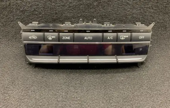Mercedes-Benz E W212 Climate control unit A2128300285 A2129008608 5HB00935590
