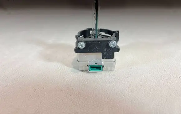 Volvo V40 Xenon bulb 66340HBI