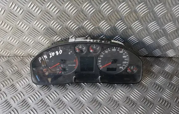 Audi A6 S6 C5 4B Speedometer (instrument cluster) 4B0919881X