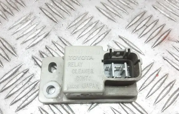 Toyota Avensis T250 Window wiper relay 8594205030