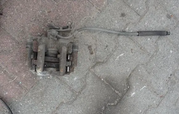 Opel Mokka Rear brake caliper XXXXXXXXXXX